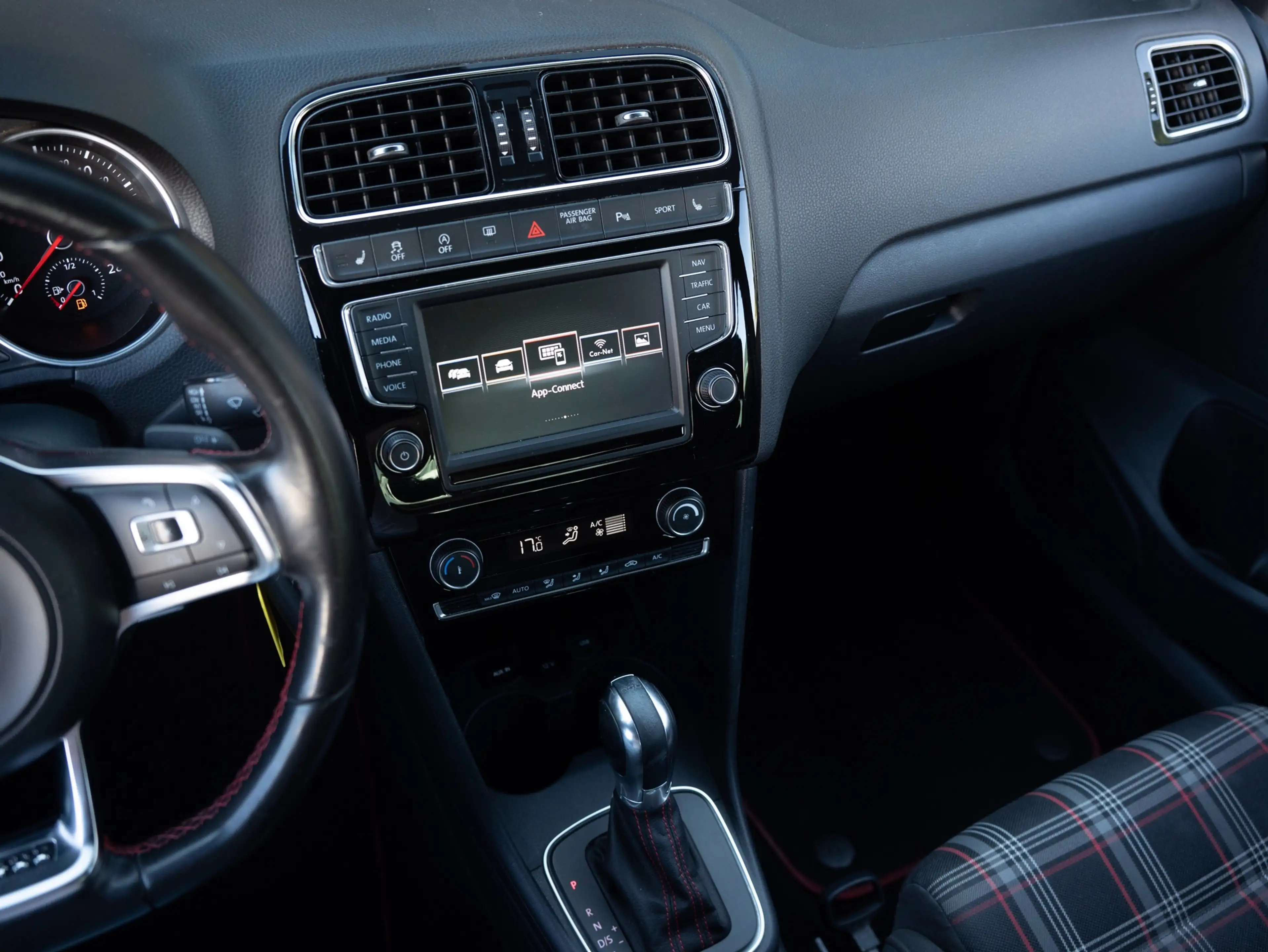 Volkswagen Polo GTI 1.8 TSI Navi Automaat Cruise Stoelverwarming — photo 41