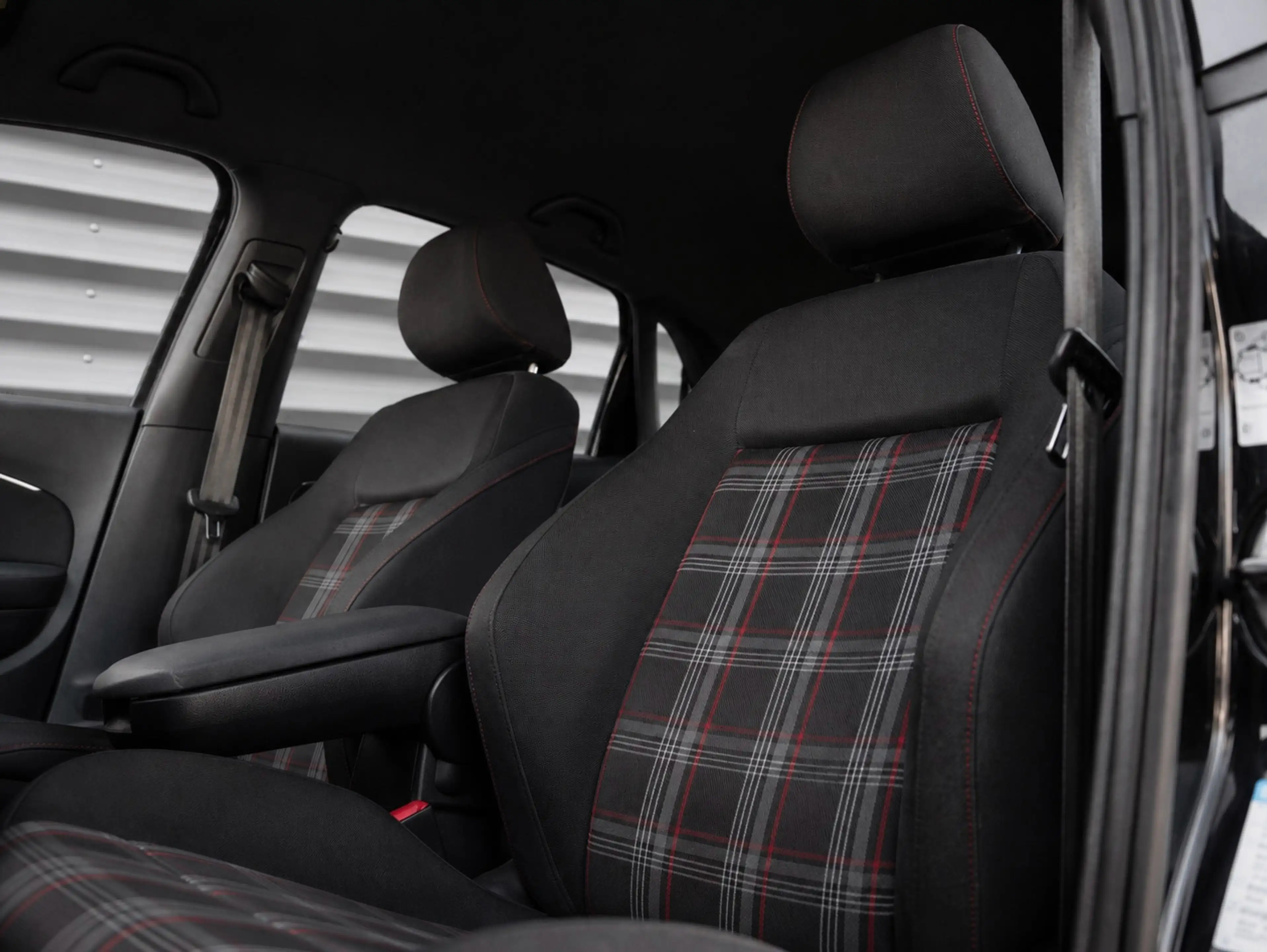 Volkswagen Polo GTI 1.8 TSI Navi Automaat Cruise Stoelverwarming — photo 18