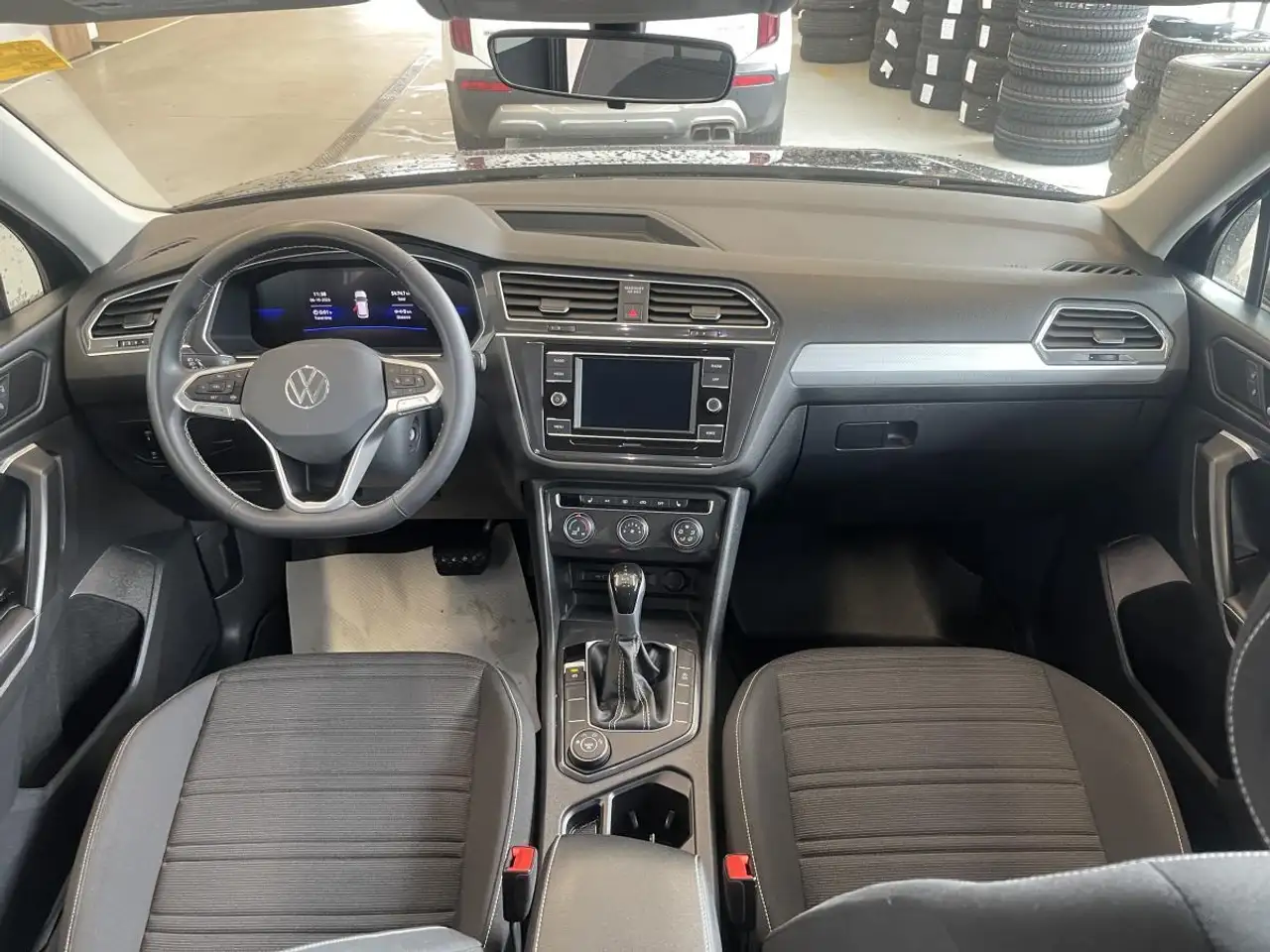 Volkswagen Tiguan снимка Volkswagen Tiguan
