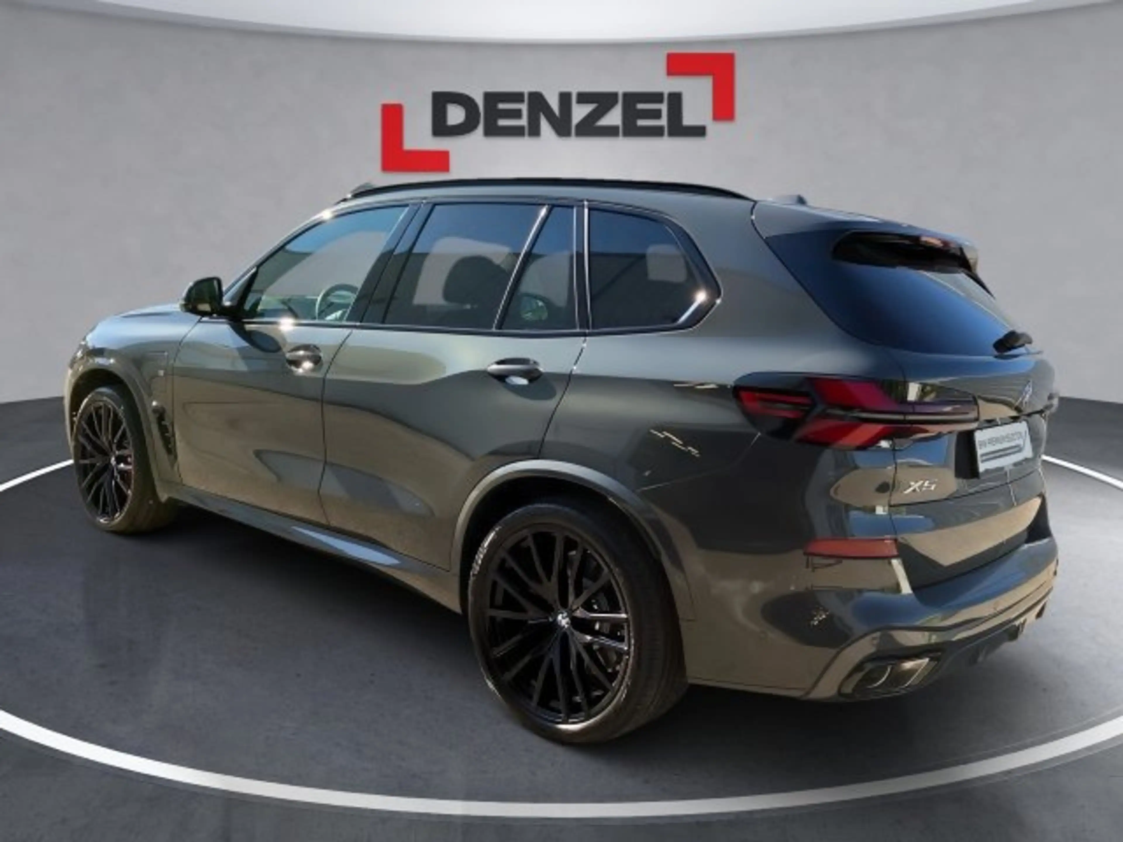 BMW X5 xDrive50e G05 XB1 — photo 3