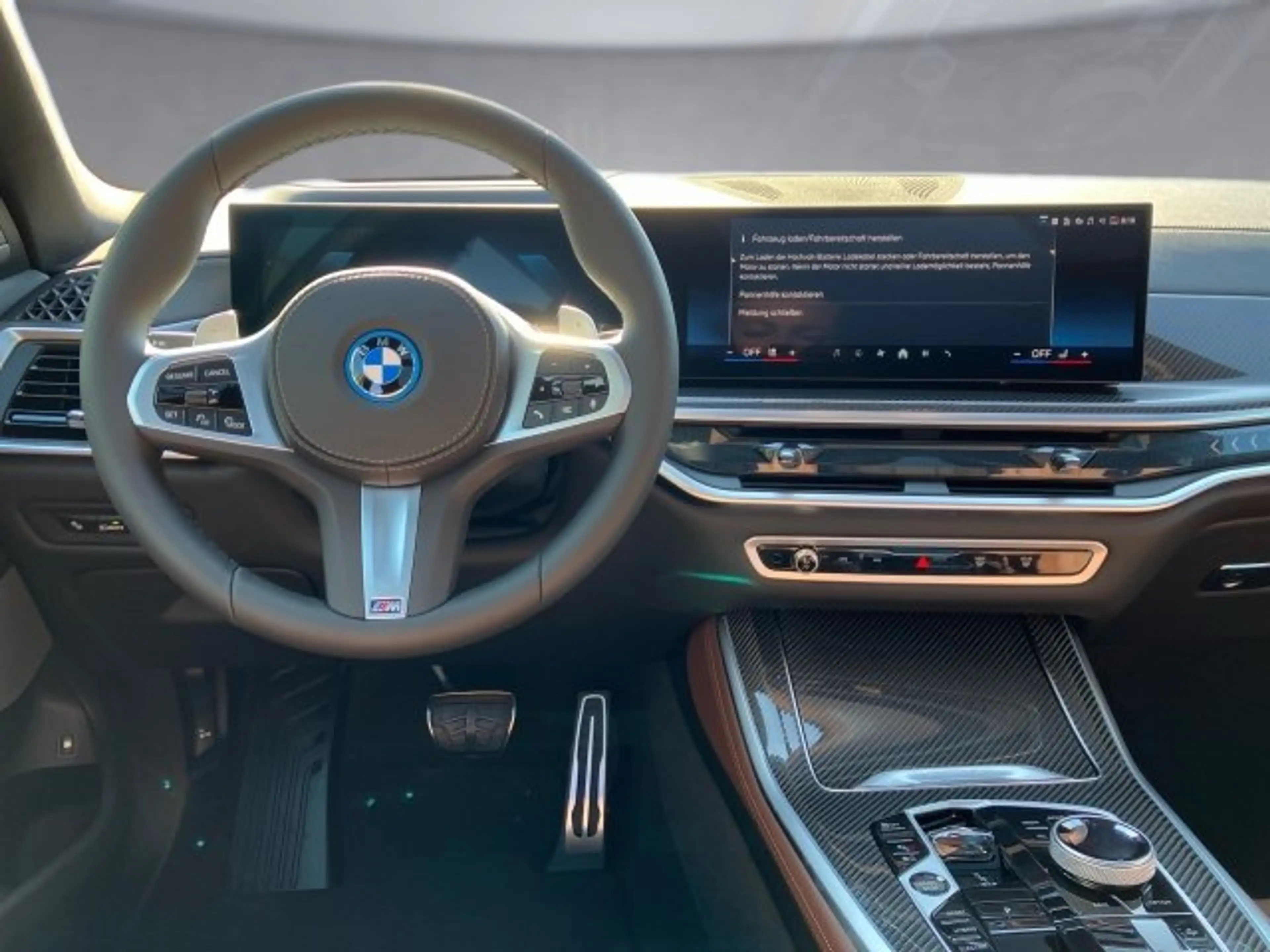 BMW X5 xDrive50e G05 XB1 — photo 9
