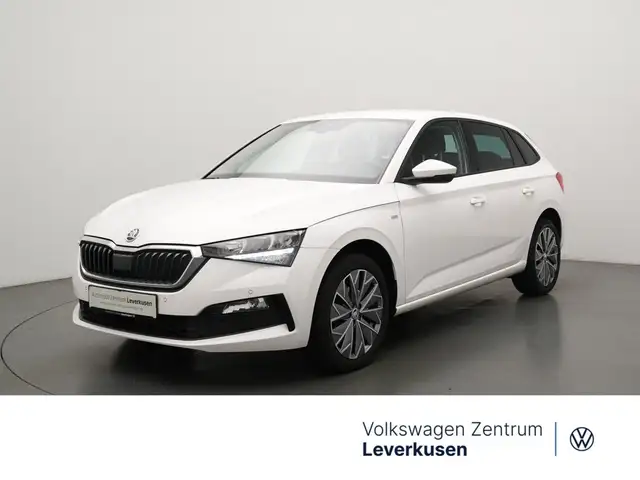Skoda Scala Tour DSG CARPLAY AHK SHZ LED PDC KLIMA