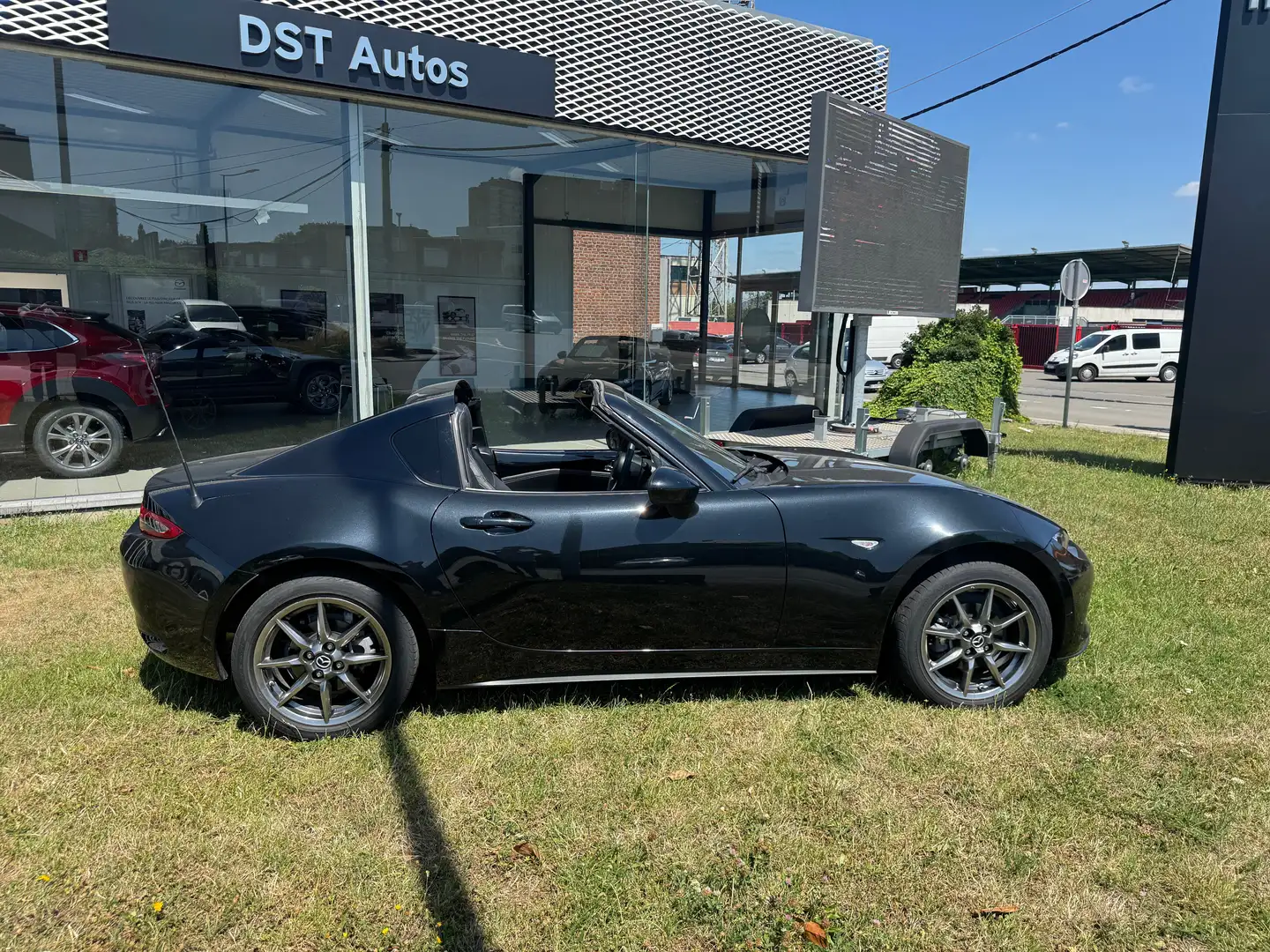 Mazda MX-5 RF 1.5i Skyactiv-G Skycruise (EU6d) Black - 2