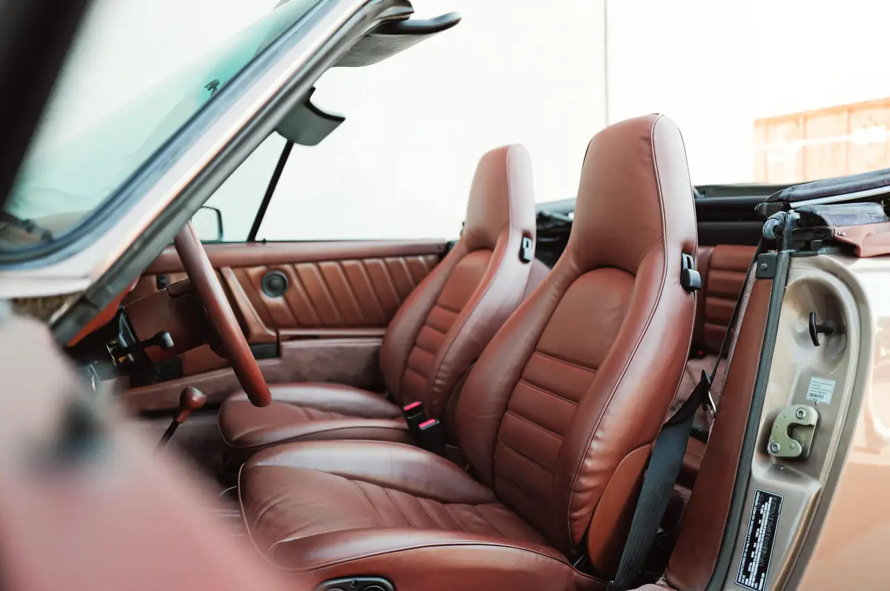 Porsche 911 Carrera 3.2 Cabriolet, foto 11