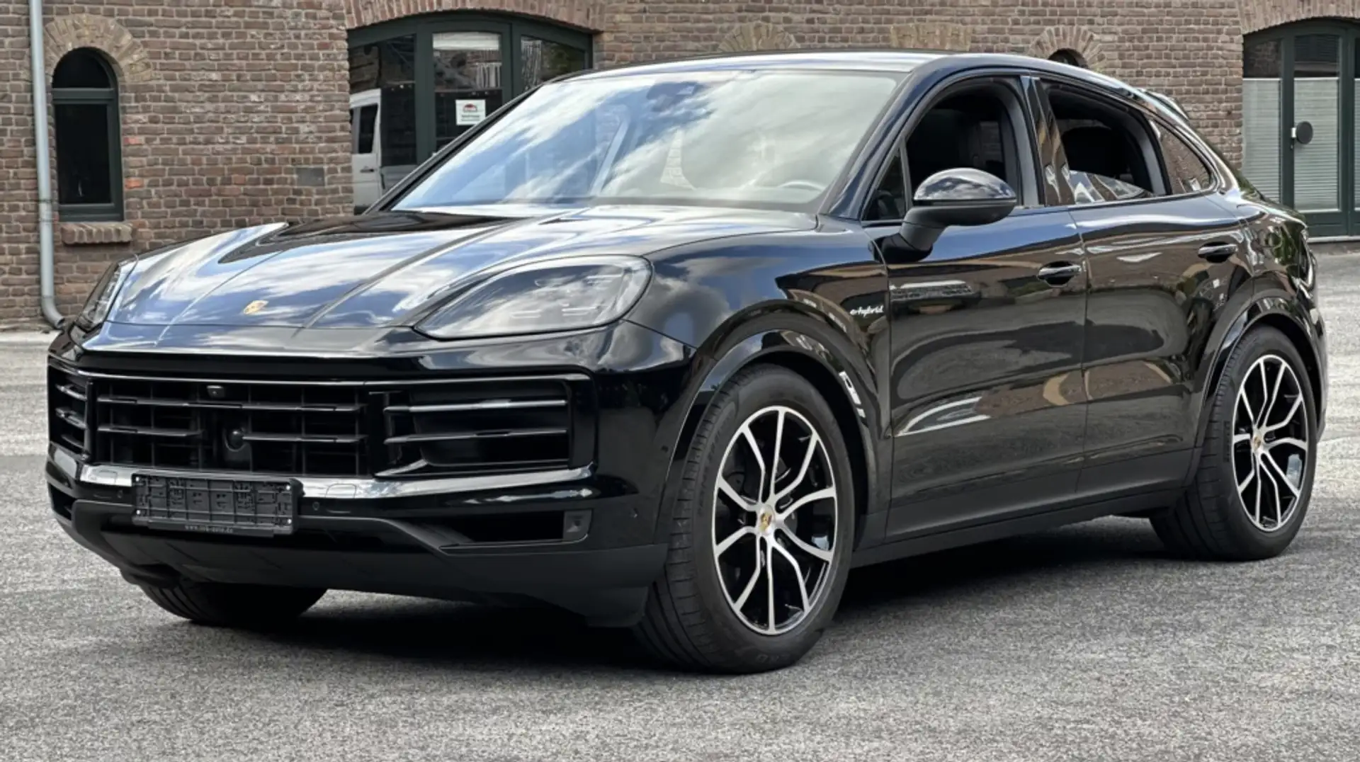 Porsche Cayenne Coupé E-Hybrid Aut. Noir - 2