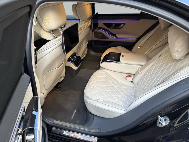 Mercedes-Benz S 500 view 9