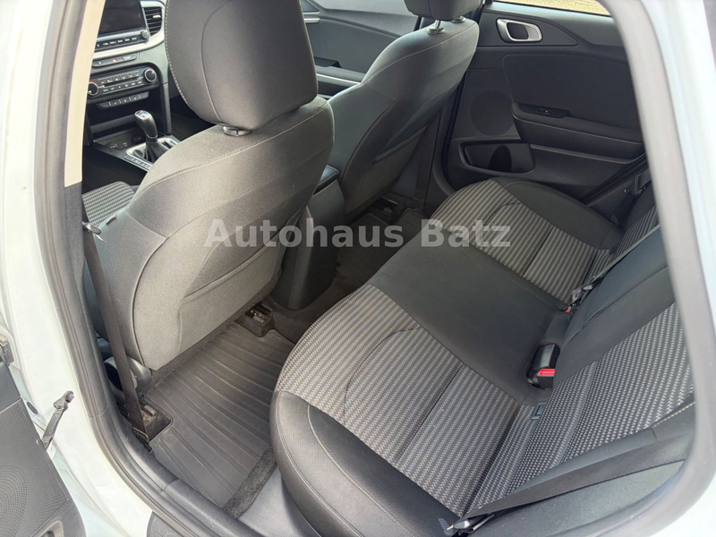 Kia Ceed SW / cee'd SW SHZ*LHZ*LED*Carplay — photo 14