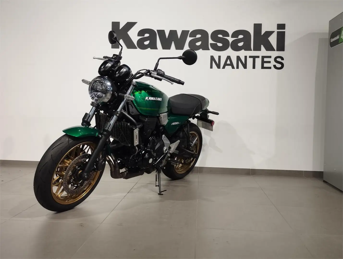 Kawasaki Z 650 RS Vert - 1