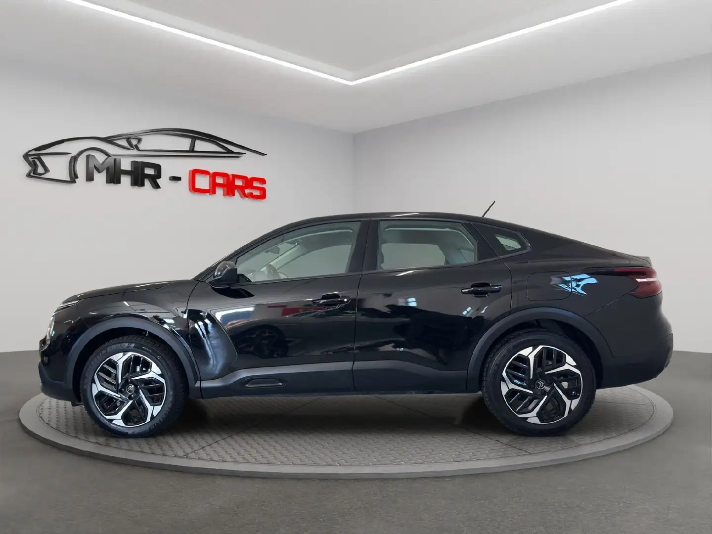 Citroen C4 X 1.2 PureTech 130 Plus S&S Schwarz - 2