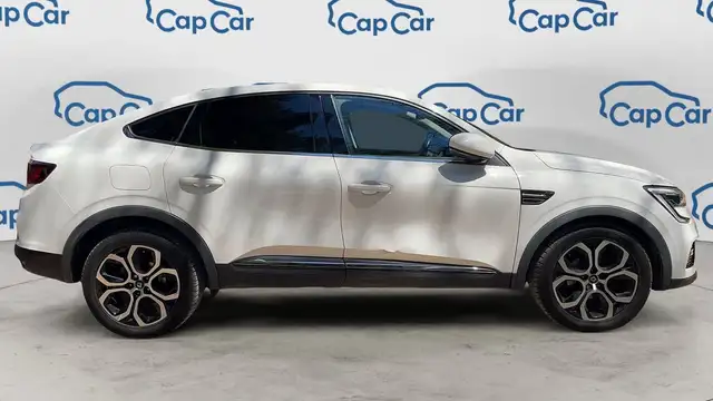 Renault Arkana view 4
