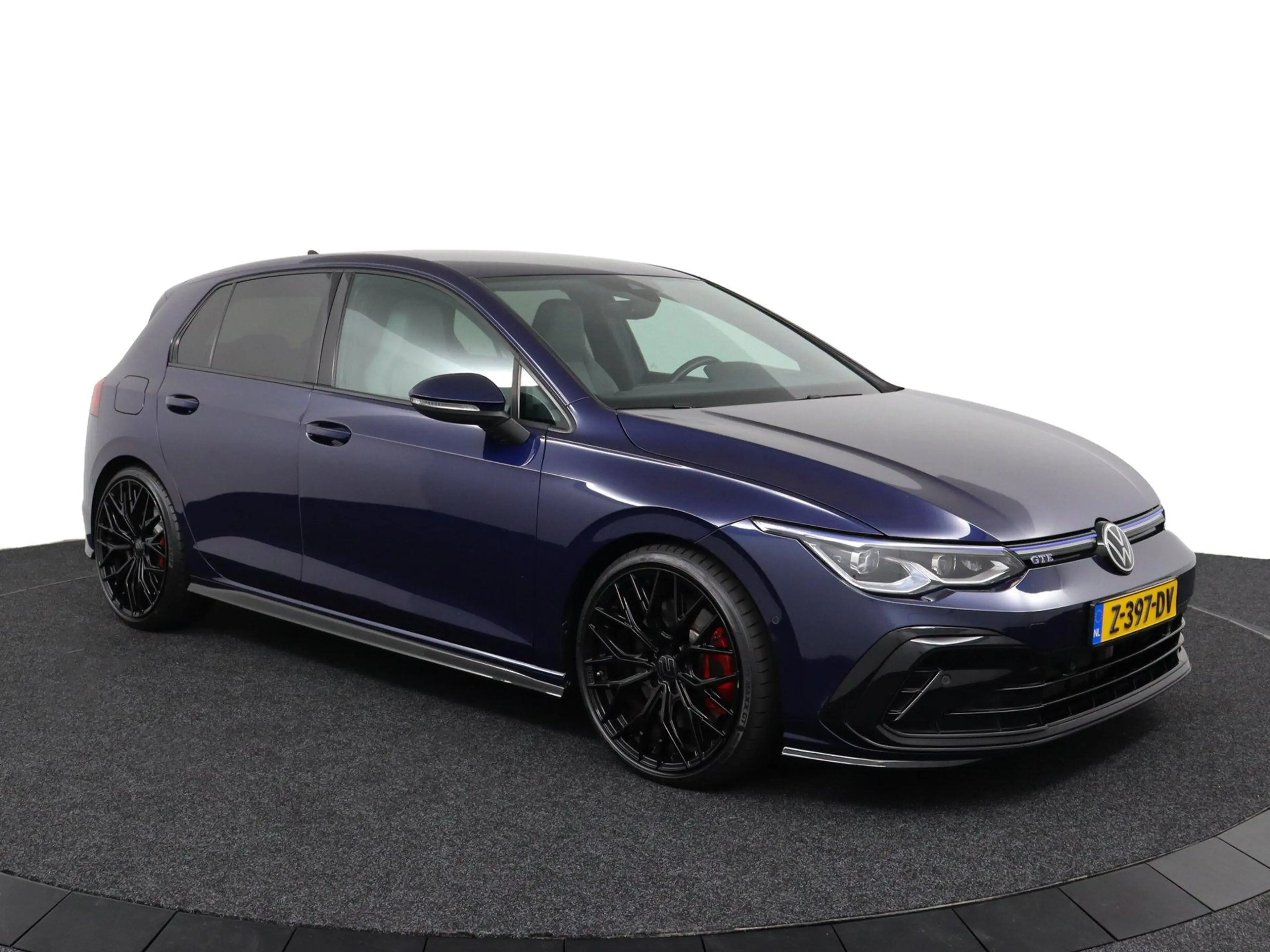 Volkswagen Golf GTE 1.4 eHybrid / Head-Up / Keyless / Camera / Leer / — photo 11