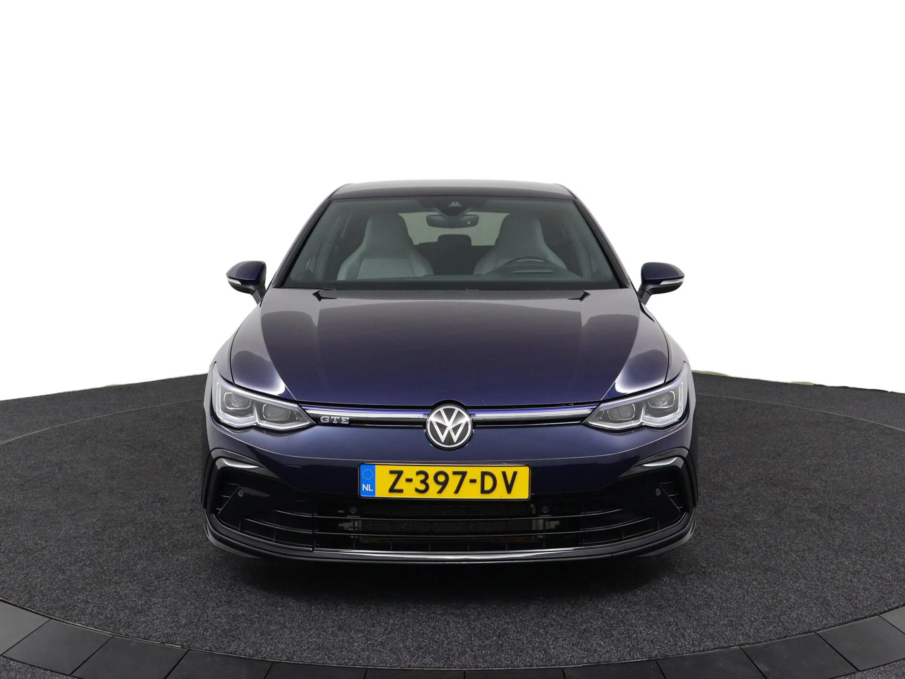 Volkswagen Golf GTE 1.4 eHybrid / Head-Up / Keyless / Camera / Leer / — photo 12