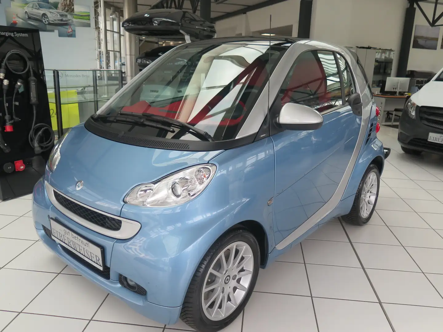 smart forTwo passion mhd Fahrradträger Glasdach SHZ Klima Blau - 1