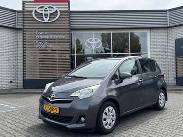 1.3 VVT-i ASPIRATION AUTOMAAT TREKHAAK PANO-DAK CA
