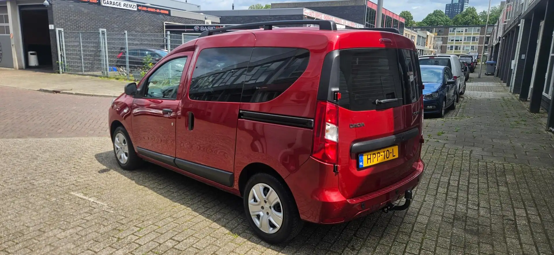 Dacia Dokker 1.3 TCe Essential Rojo - 2