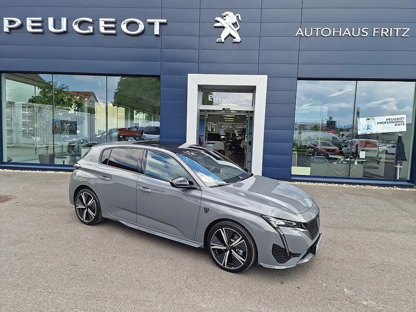 Peugeot 308 Hybrid 145 e-DSC6 GT "sofort verfügbar" Grau - 2