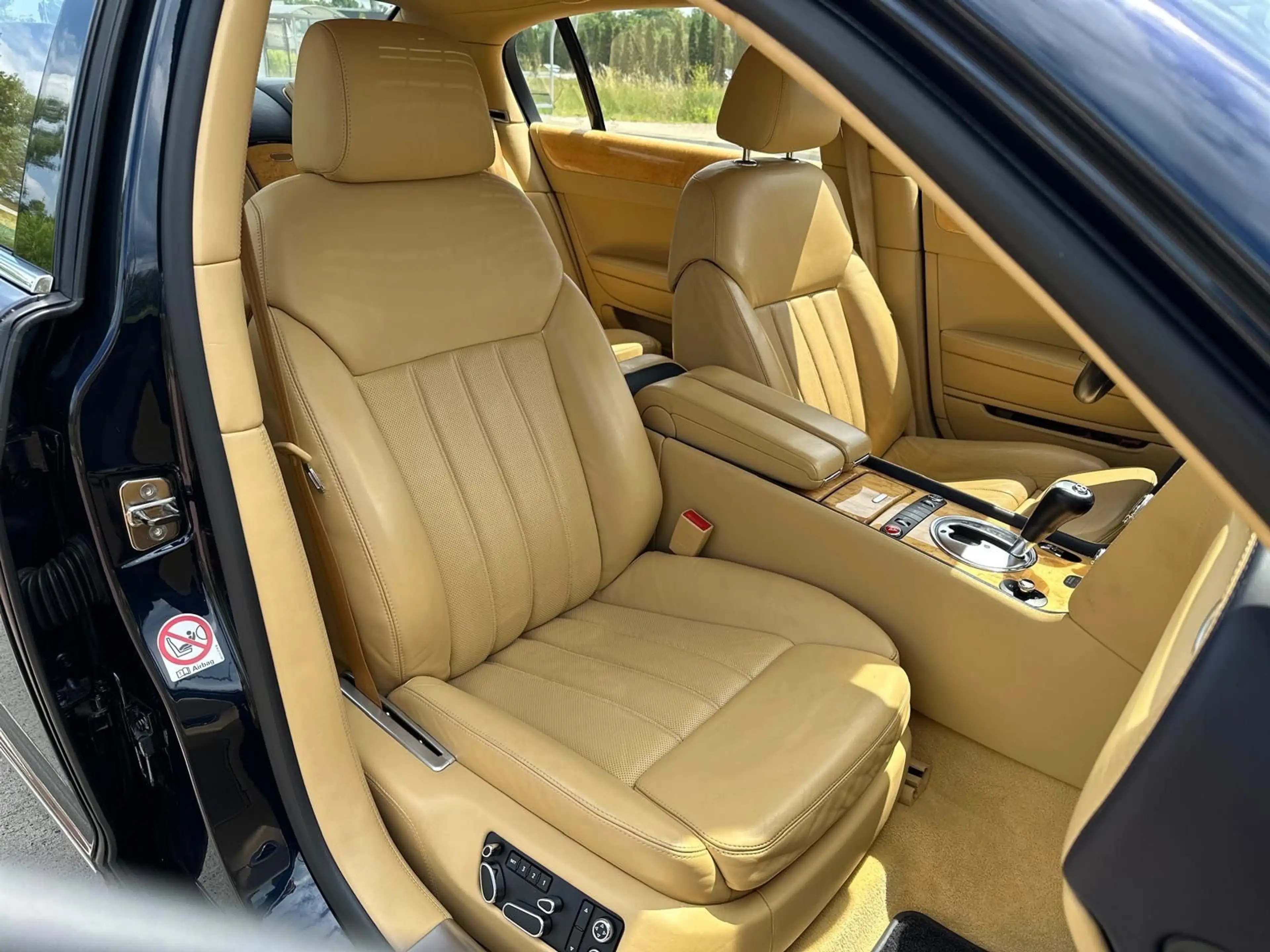 Bentley Flying Spur 4 x Massage 4 x Sitzeblüftung Top — photo 12