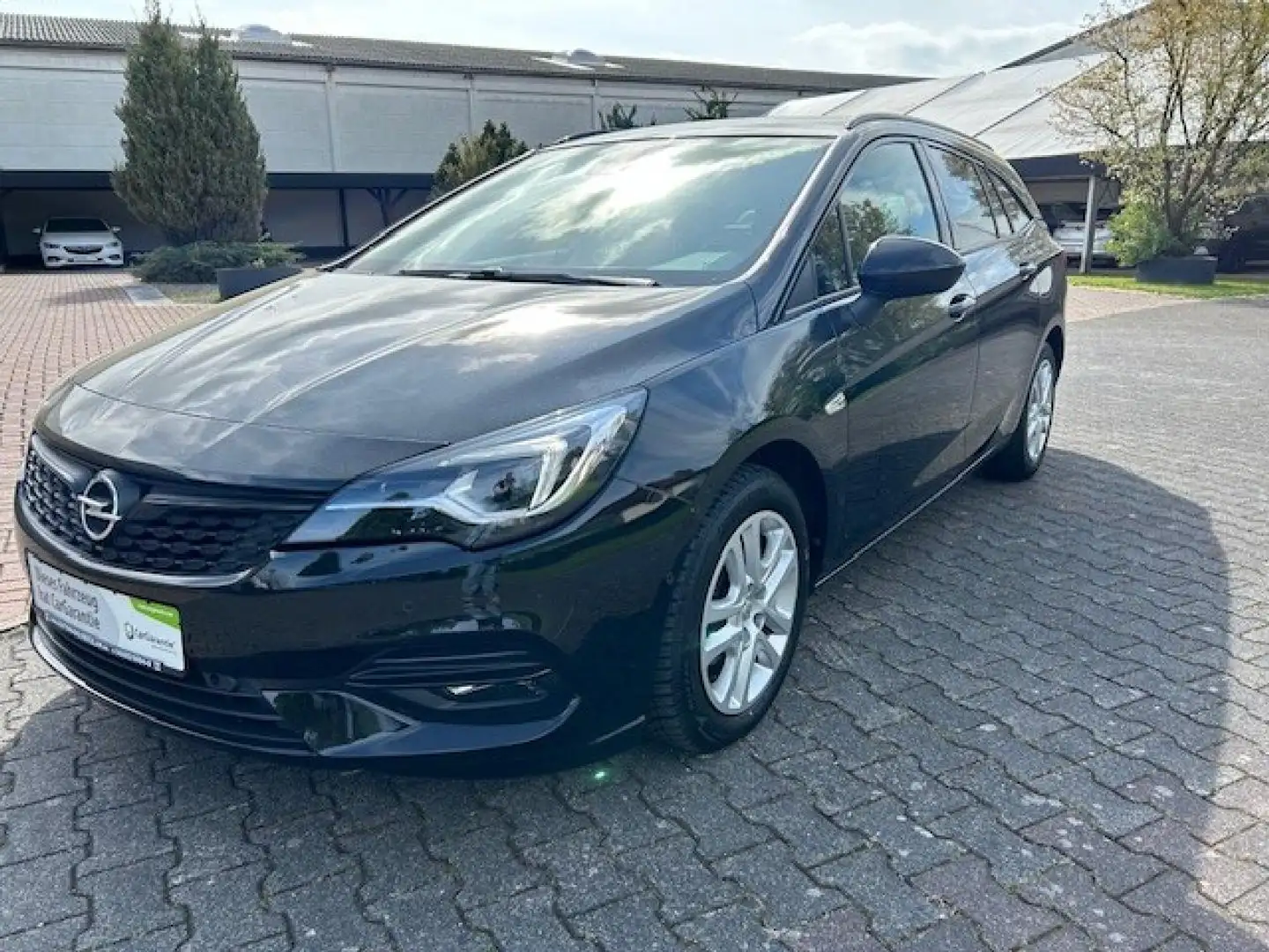 Opel Astra Ultimate Start/Stop Schwarz - 1