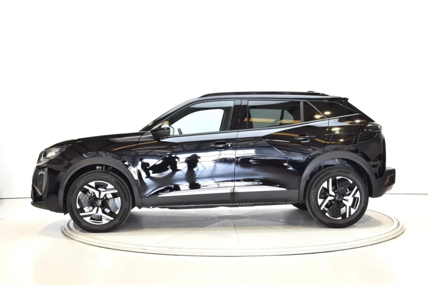 Peugeot 2008 Hybrid Allure eDCS6 145 Negro - 2