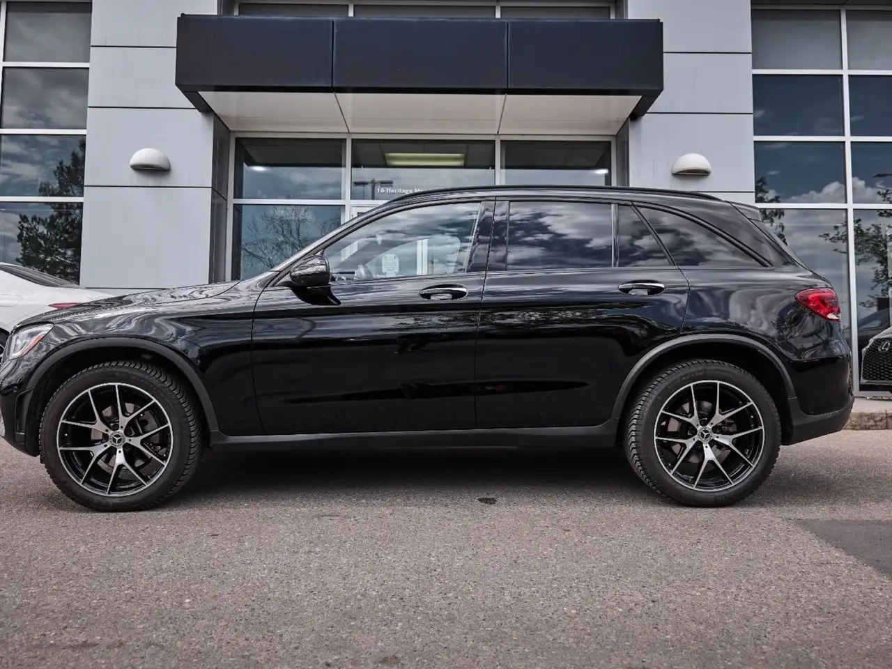 Mercedes-Benz GLC photo Mercedes-Benz GLC