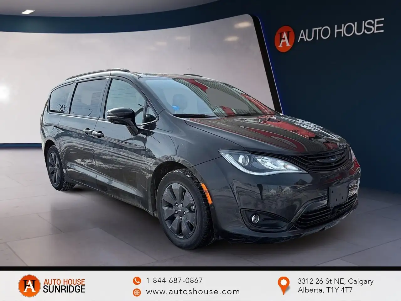 Chrysler Pacifica снимка Chrysler Pacifica
