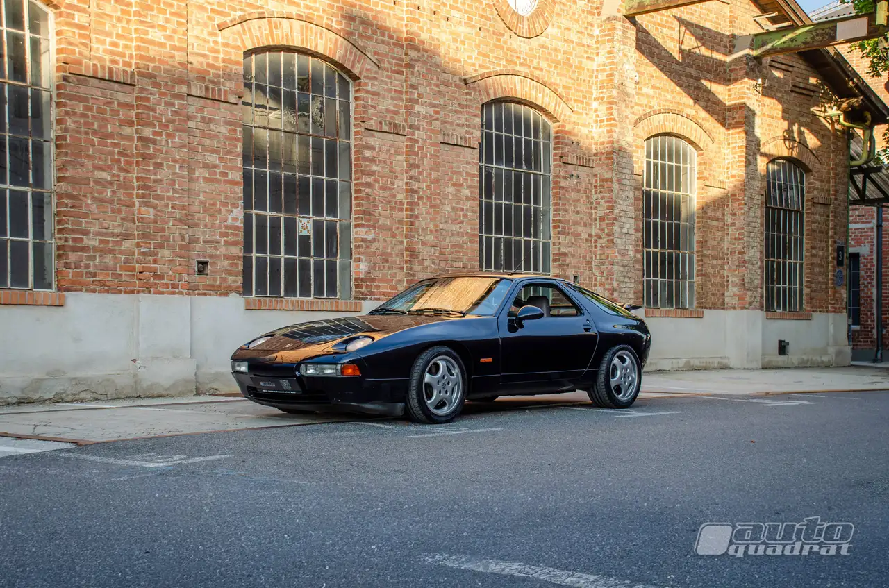 Porsche 928 GTS - Schalter - österr. Erstauslieferung - Mitternachtsblau, foto 4