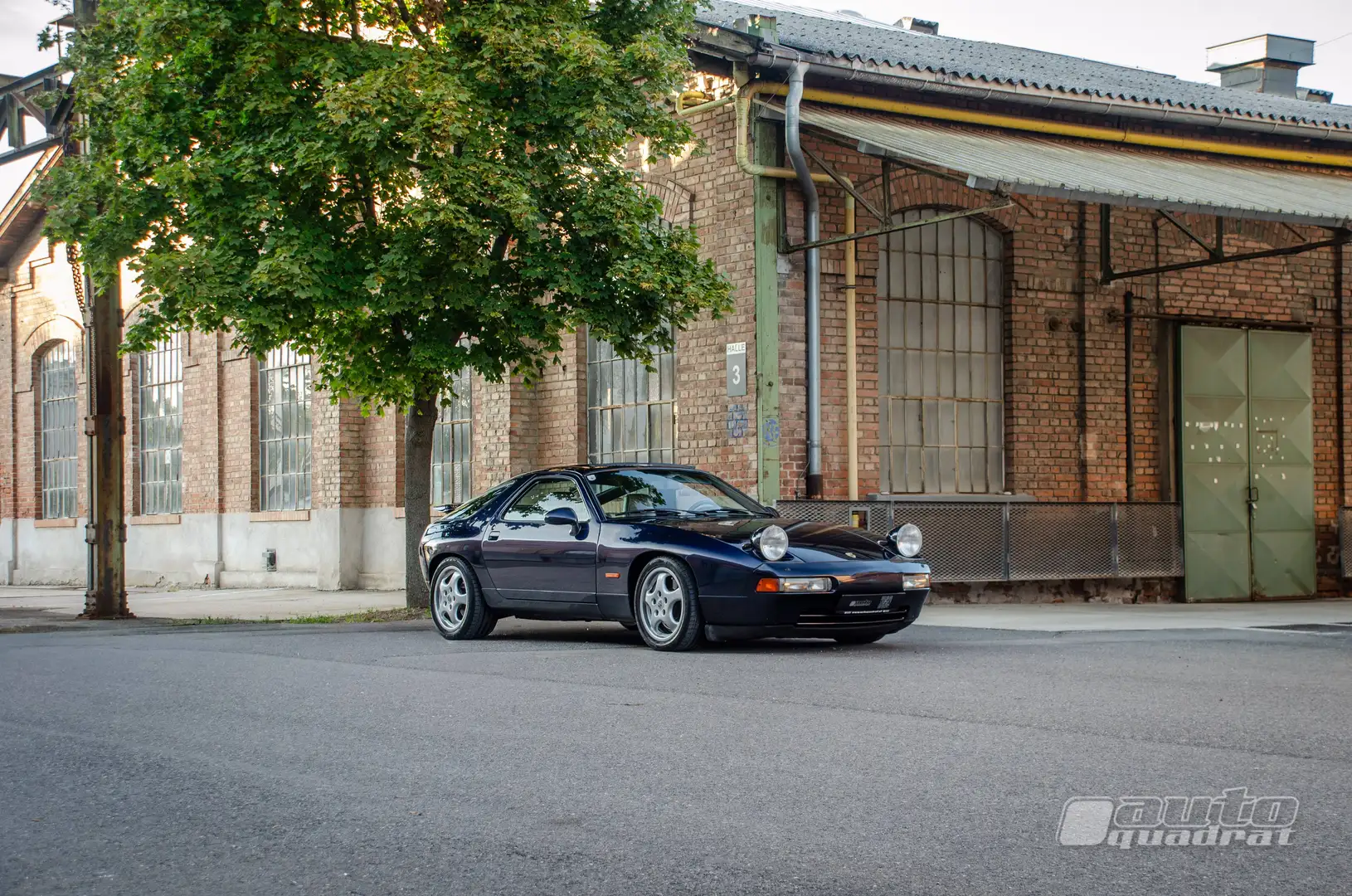 Porsche 928 928 GTS - Schalter - österr. Erstauslieferung - Mitternachtsblau Blau - 2