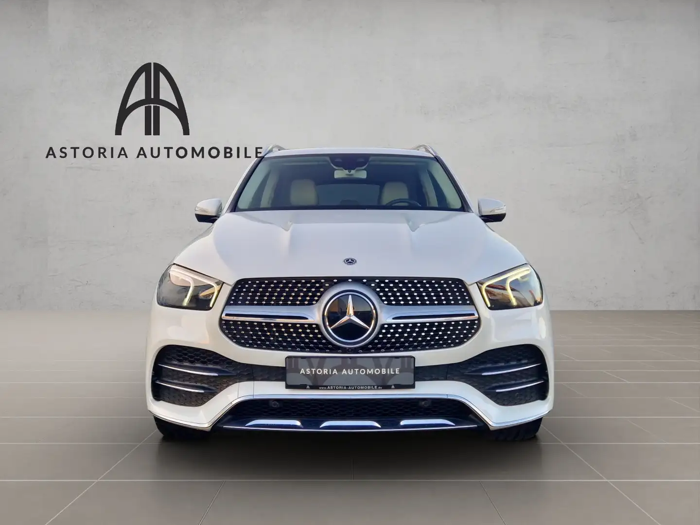 Mercedes-Benz GLE 350 d 4Matic Multib.Airma.360° BURM.HuD AHK Weiß - 2
