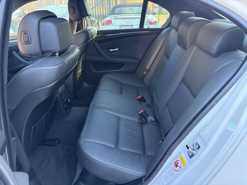 BMW 525 i Limousine — photo 9