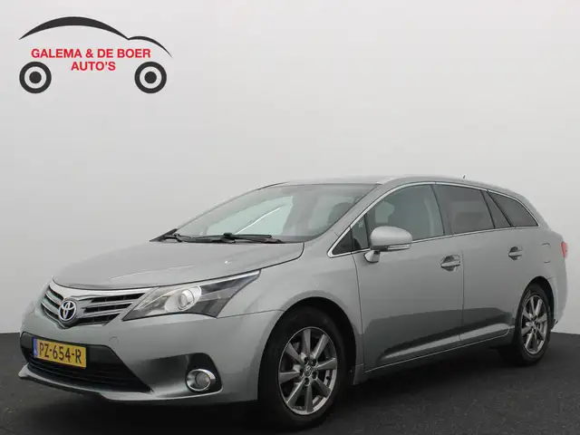 Toyota Avensis Wagon 2.0 D-4D Dynamic Business TREKHAAK / CAMERA