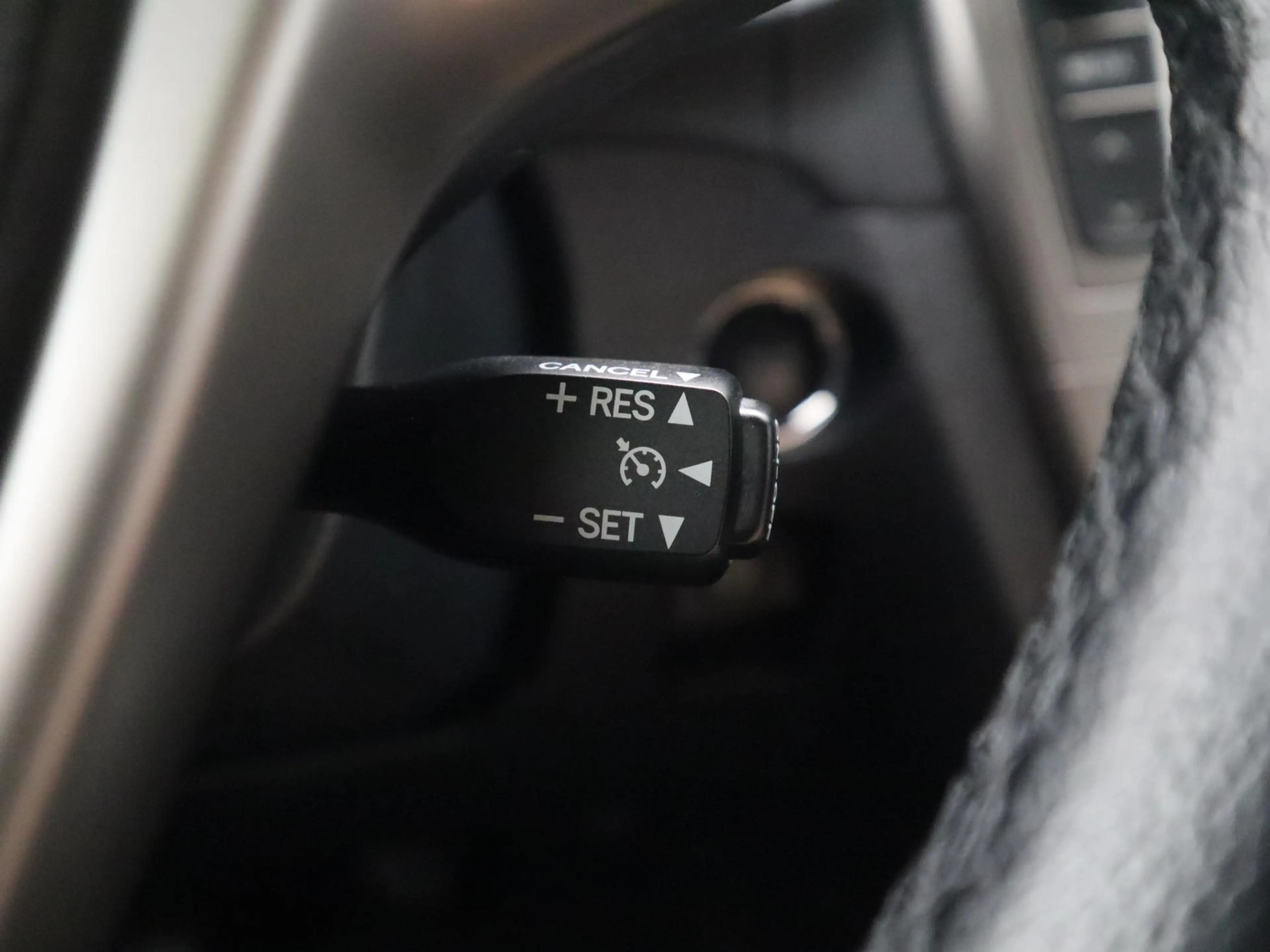 Toyota Avensis Wagon 2.0 D-4D Dynamic Business TREKHAAK / CAMERA — photo 35