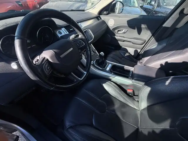 Land Rover Range Rover Evoque view 9