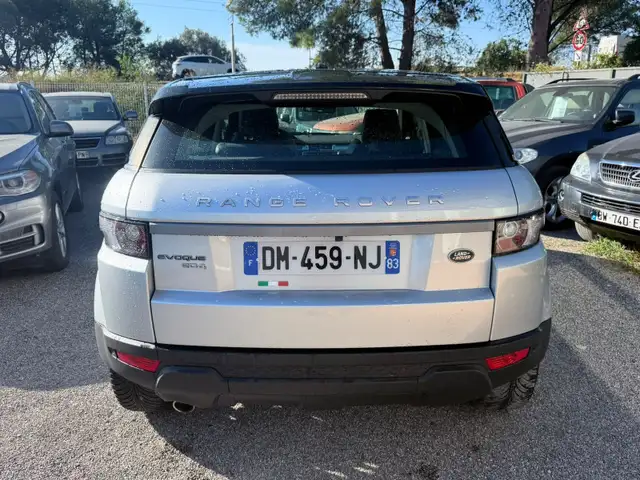 Land Rover Range Rover Evoque view 4