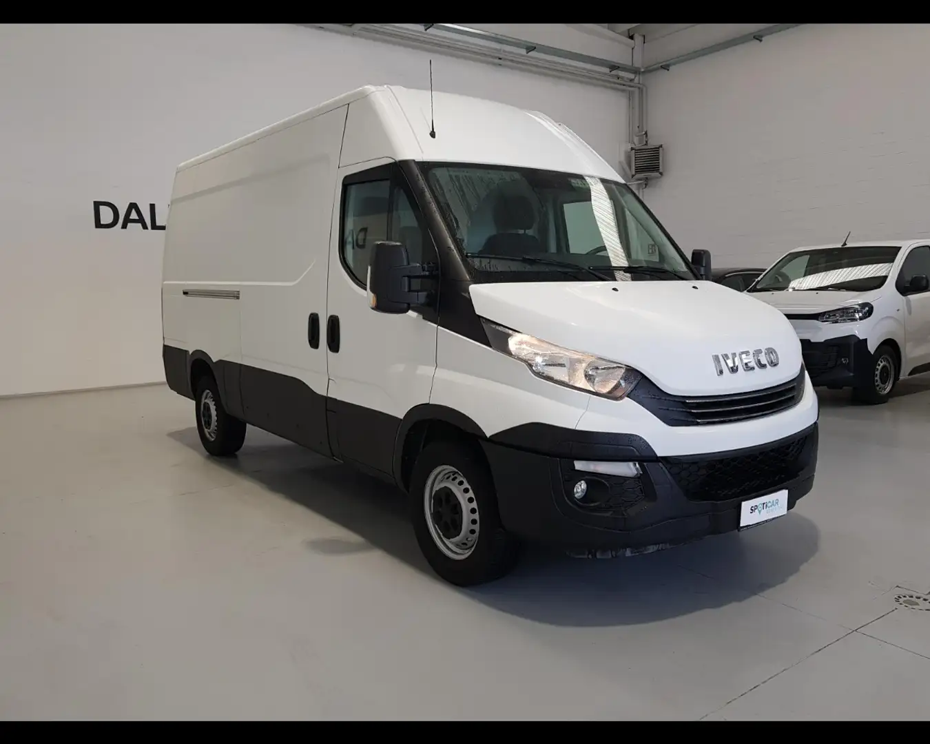 Iveco Daily 35 S14 A8 V LH3 3520 E6 Blanc - 1