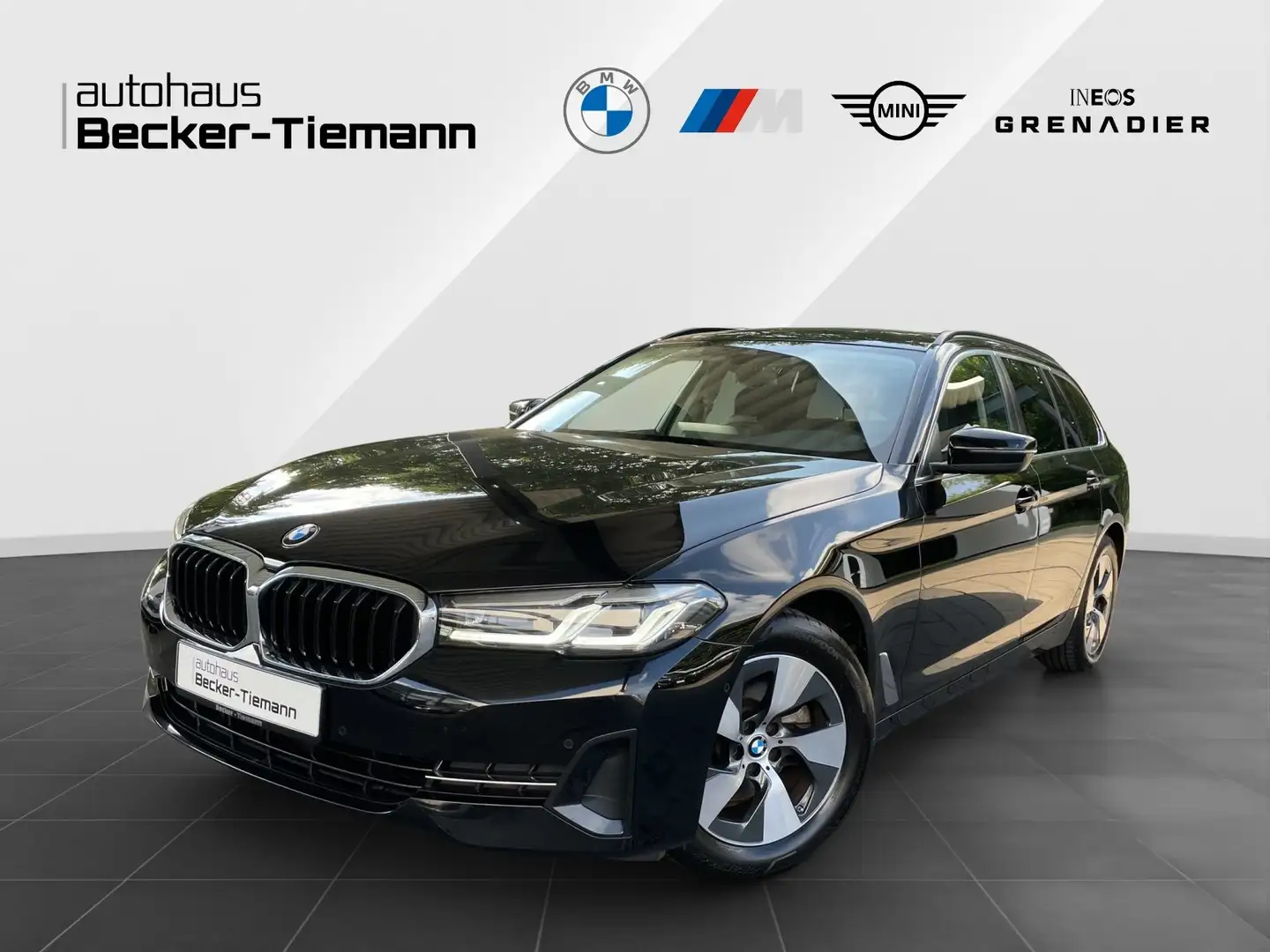 BMW 520 d Touring | Pano.Dach | Komfortsz. | Driv.Assist. Zwart - 1