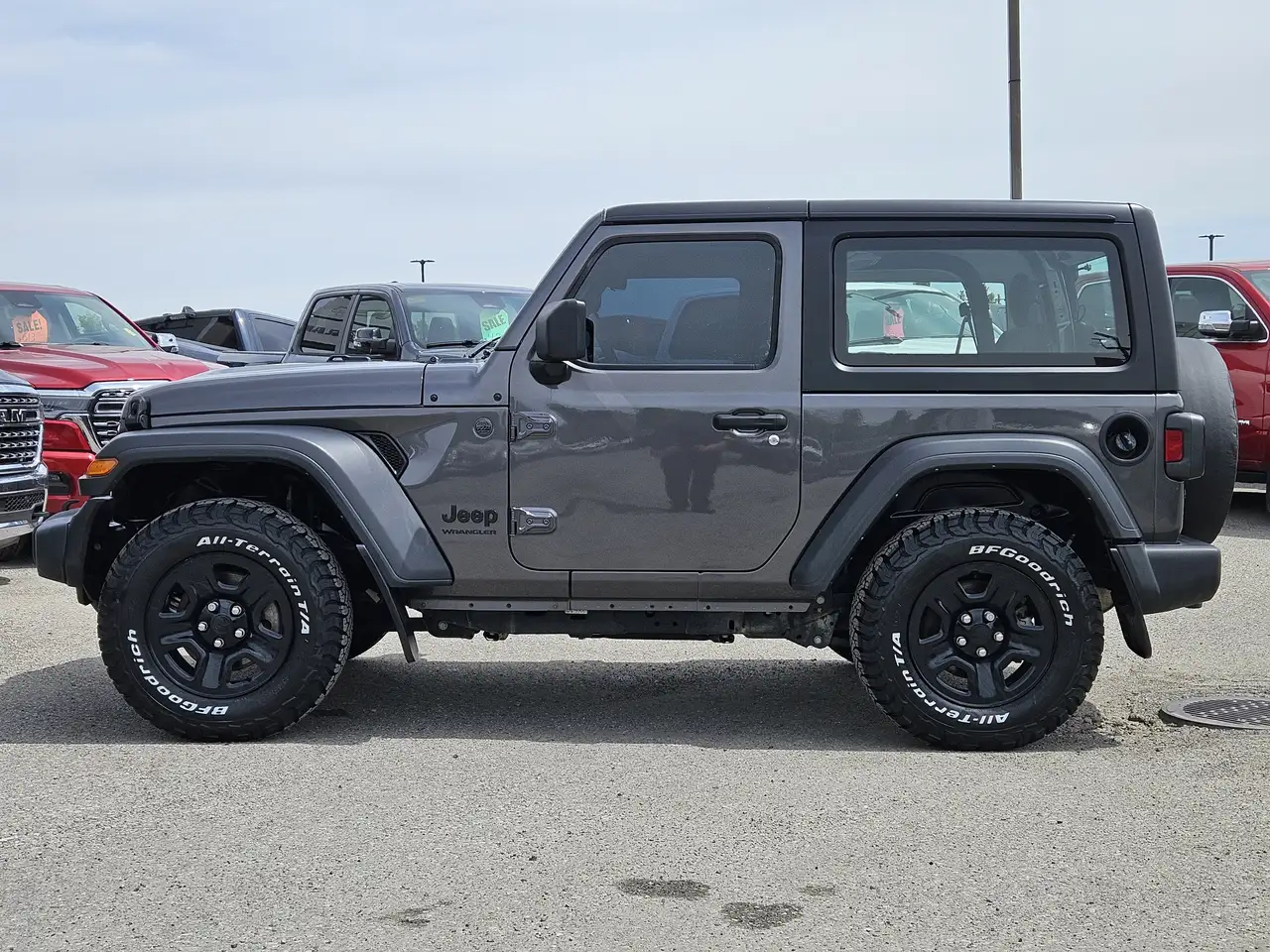 Jeep Wrangler снимка Jeep Wrangler