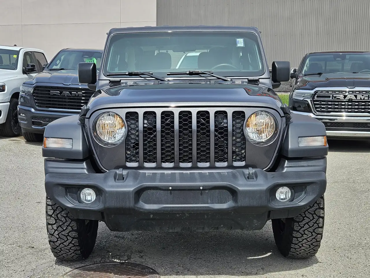 Jeep Wrangler снимка Jeep Wrangler