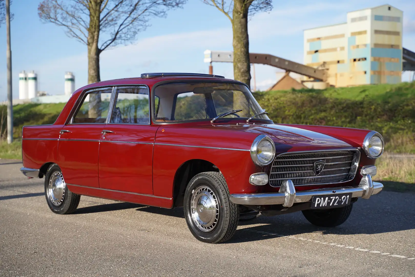 Peugeot 404 Rosso - 1