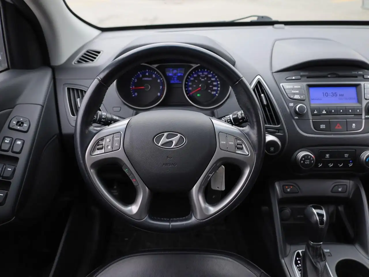 Hyundai TUCSON снимка Hyundai TUCSON