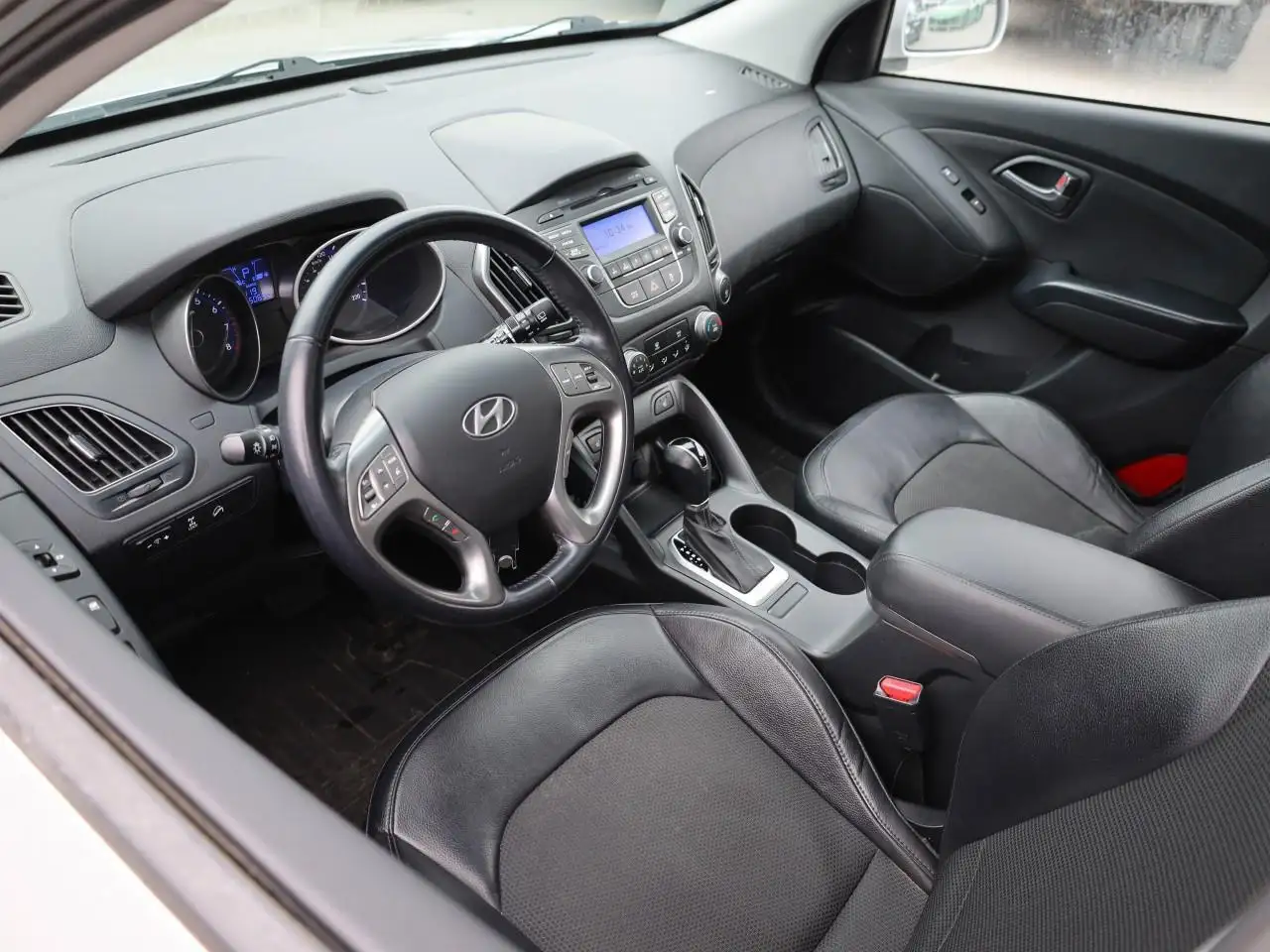 Hyundai TUCSON снимка Hyundai TUCSON