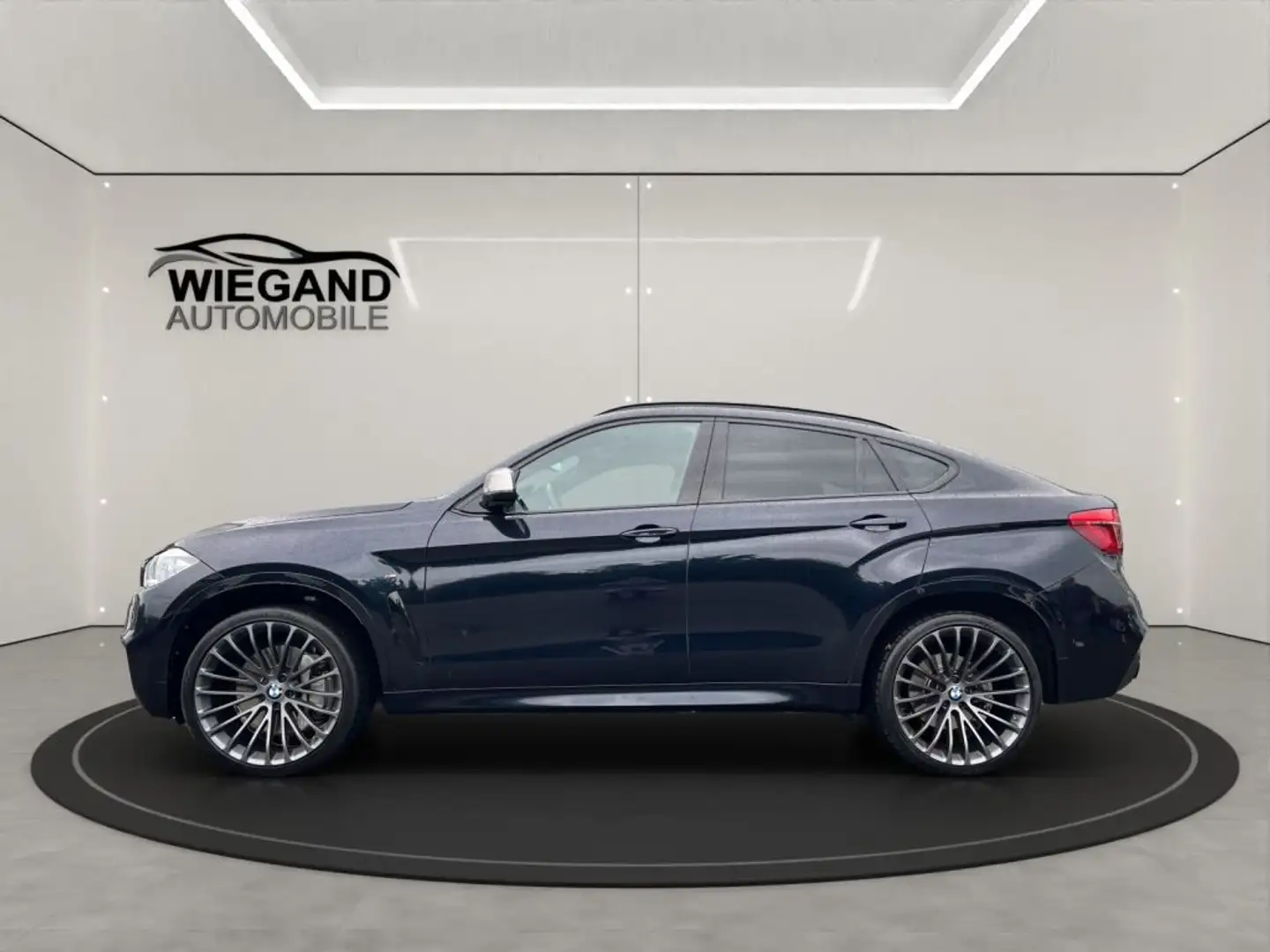 BMW X6 M d+LED+Pano+AHK+HUD+21 Чёрный - 2