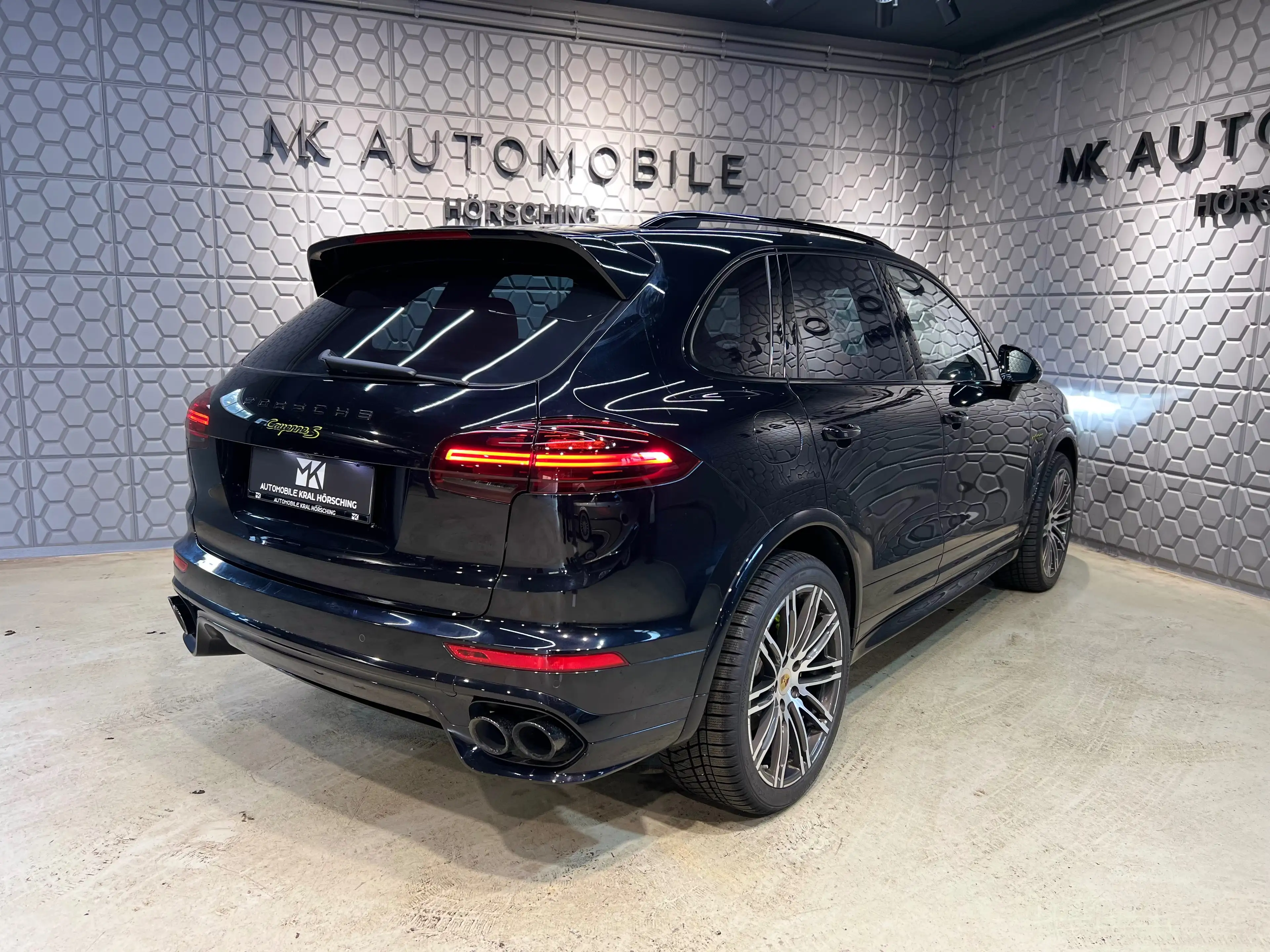 Porsche Cayenne S E-Hybrid Platinum Edition*360*BOSE*PANO/SCHIEBE* — photo 8