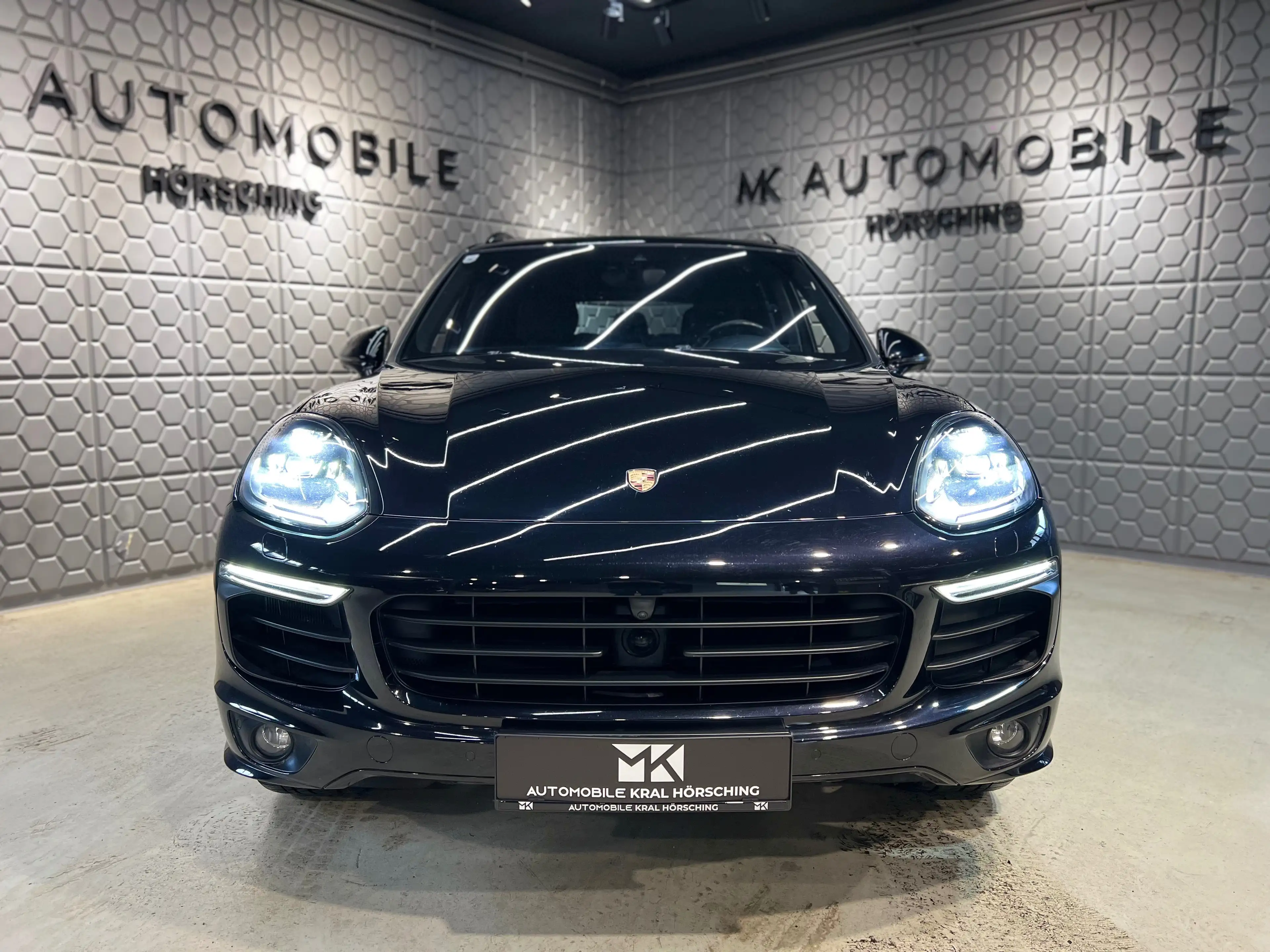 Porsche Cayenne S E-Hybrid Platinum Edition*360*BOSE*PANO/SCHIEBE* — photo 3