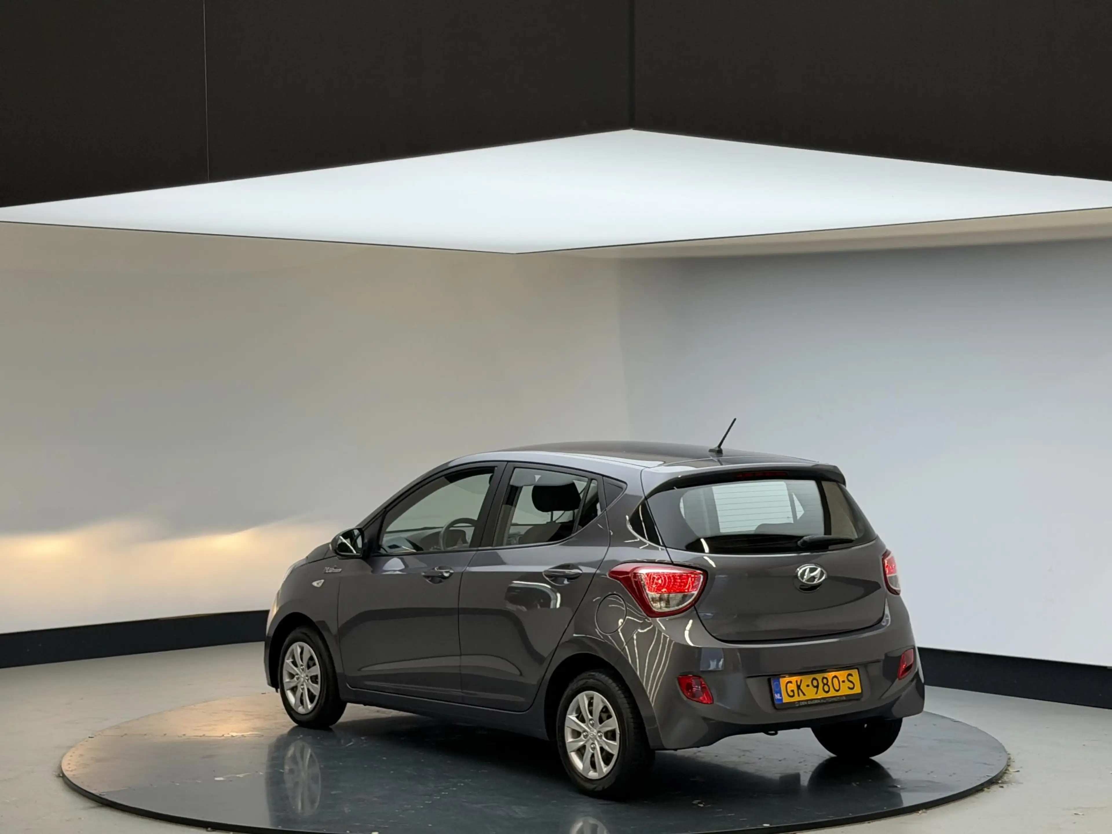 Hyundai i10 1.0i i-Motion Comfort | Cruise | Clima | Zeer zuin — photo 2