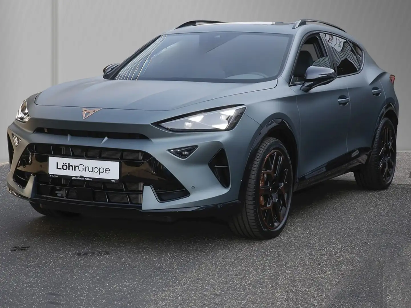 CUPRA Formentor 2.0 TSI DSG VZ 4Drive AHK/Akrapovic Grau - 2