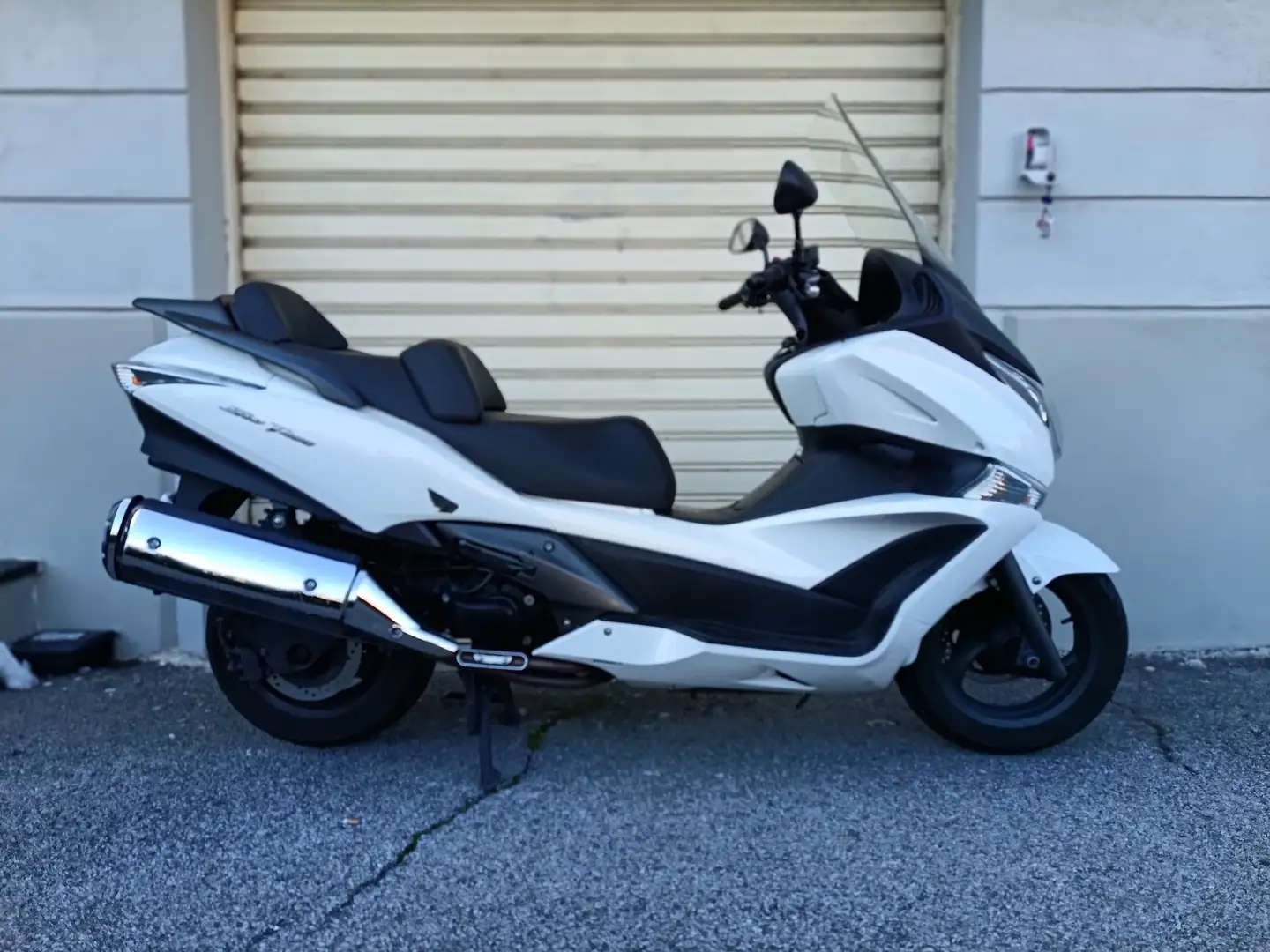 Honda SW-T 400 Abs Alb - 2