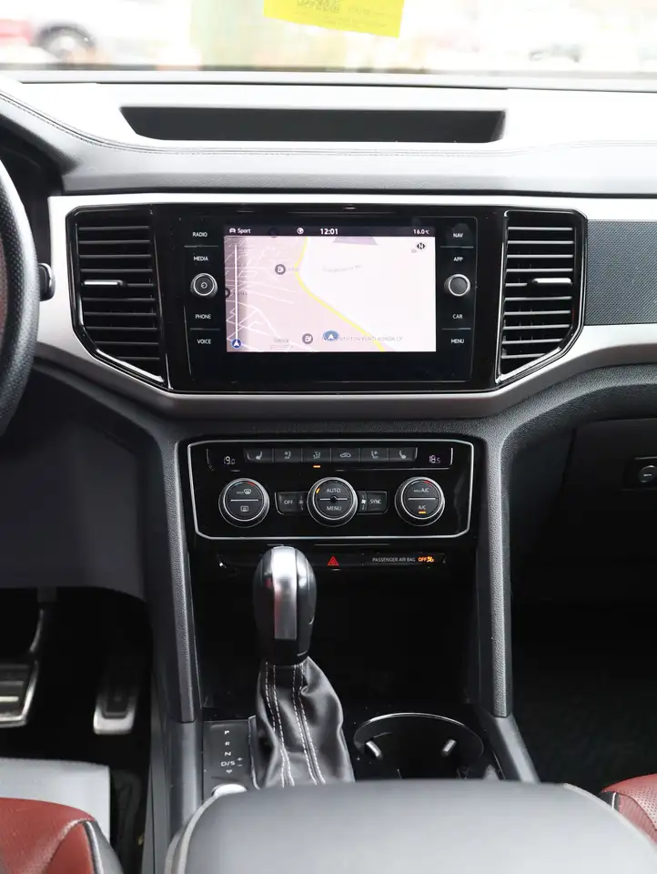 Volkswagen Atlas снимка Volkswagen Atlas