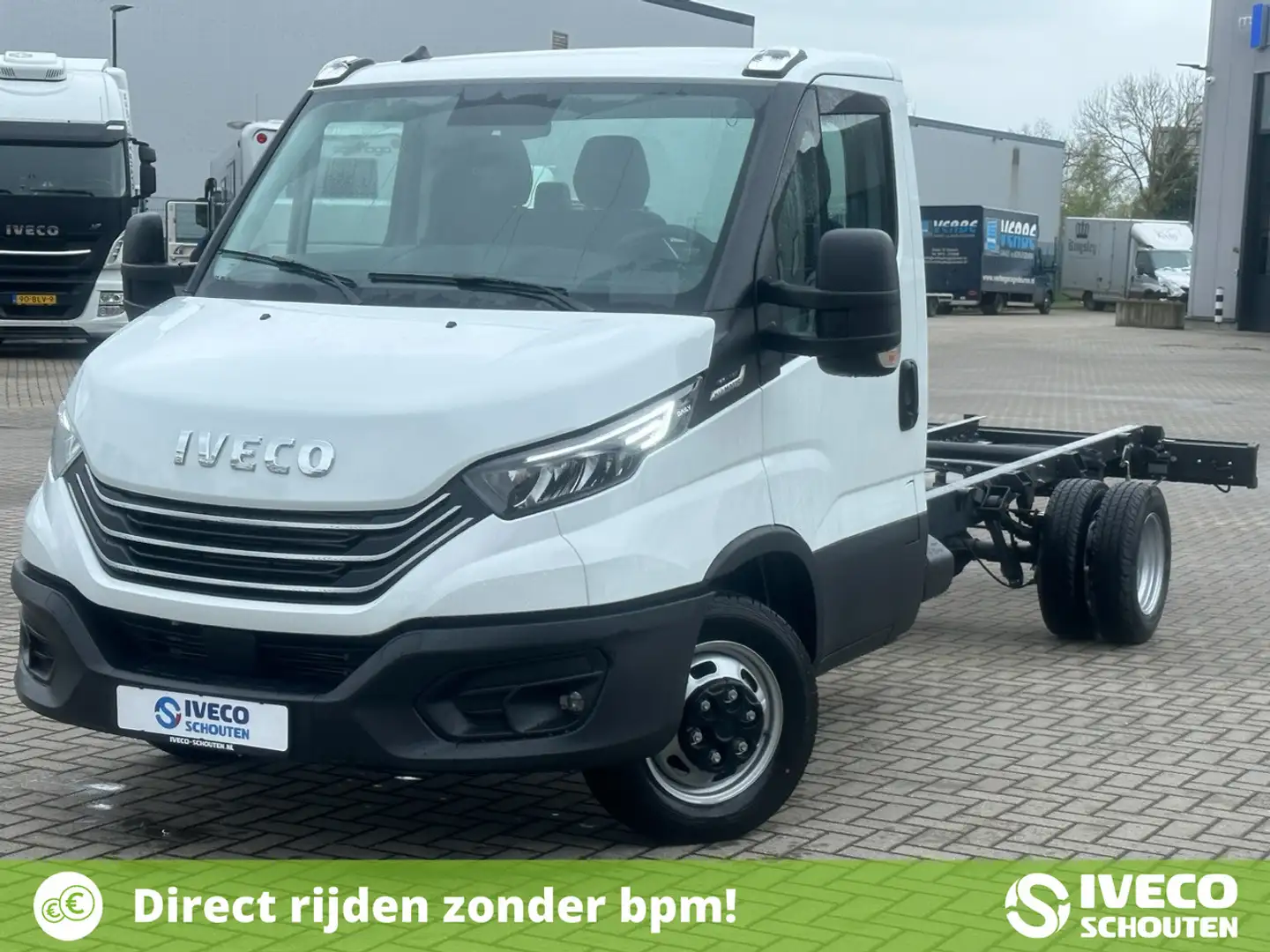 Iveco Daily 35C18HA8 Automaat Chassis Cabine WB 4.100 Blanc - 1
