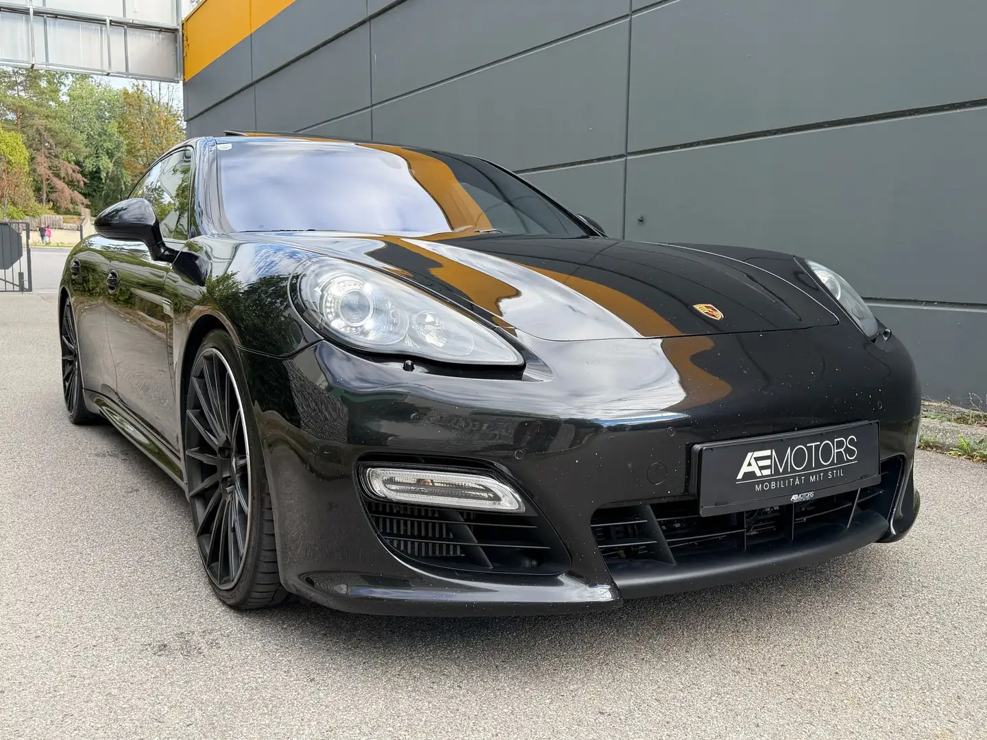 Porsche Panamera // Turbo S //MEGA-VOLL//KREDIT/GARANTIE// Schwarz - 1