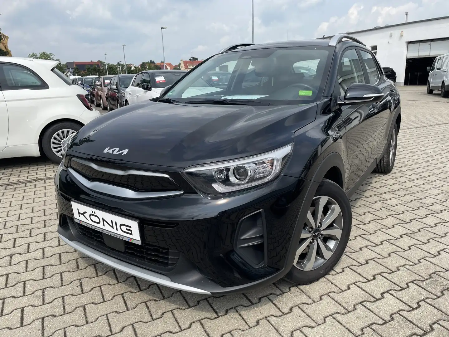 Kia Stonic Vision S Schwarz - 1